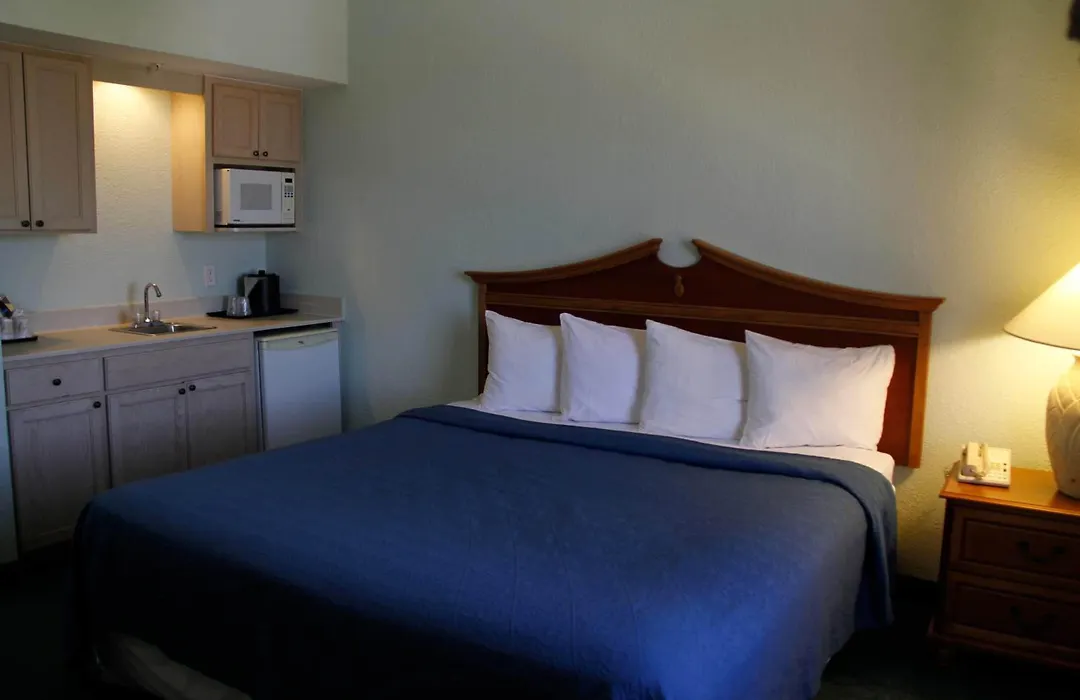 Cocoa Beach Suites Hotel-1