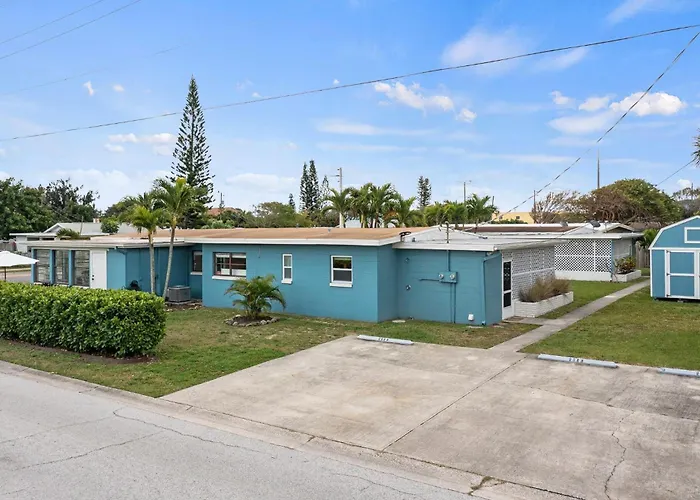 Midtown Cottage - In The Heart Of Cocoa Beach