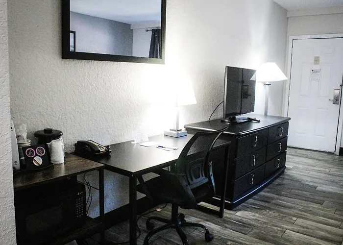 La Quinta Inn By Wyndham Cocoa Beach-Port Canaveral